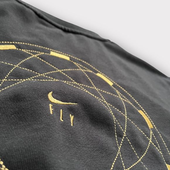 Nike Standard Issue Basketball Top Small Black Gold Women Lady Legend Sweatshirt - Picture 8 of 13